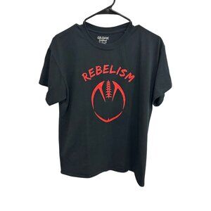 Gildan Rebelism Black Graphic T-Shirt Mens Medium Red Print Crewneck